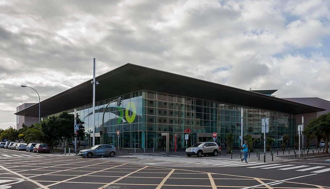 Het centrale busstation Intercambiador in Santa Cruz de Tenerife