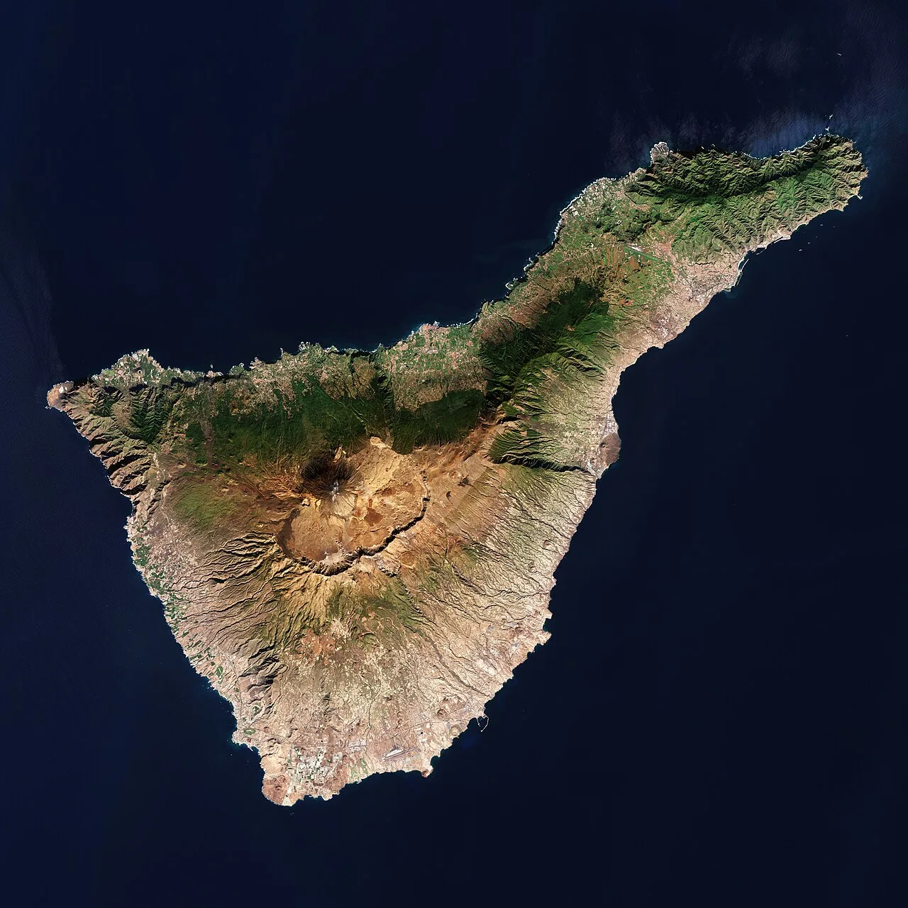 Satellietfoto van Tenerife en de Canarische Eilanden vanuit de ruimte